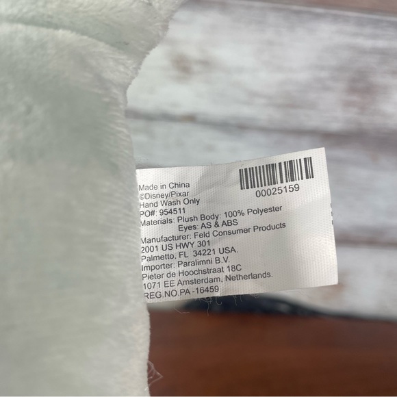 Vintage Disney Nemo Bailey Beluga Whale Plush - Rare Collectible Stuffed Toy - Picture 6 of 8